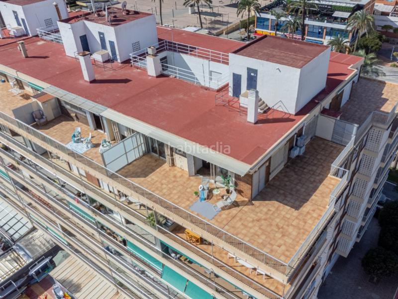 Foto 2520d686-f032-44af-b290-6f8de672fc93. Attique dans carrer sant pere 161 dans Campello Playa Campello (el)