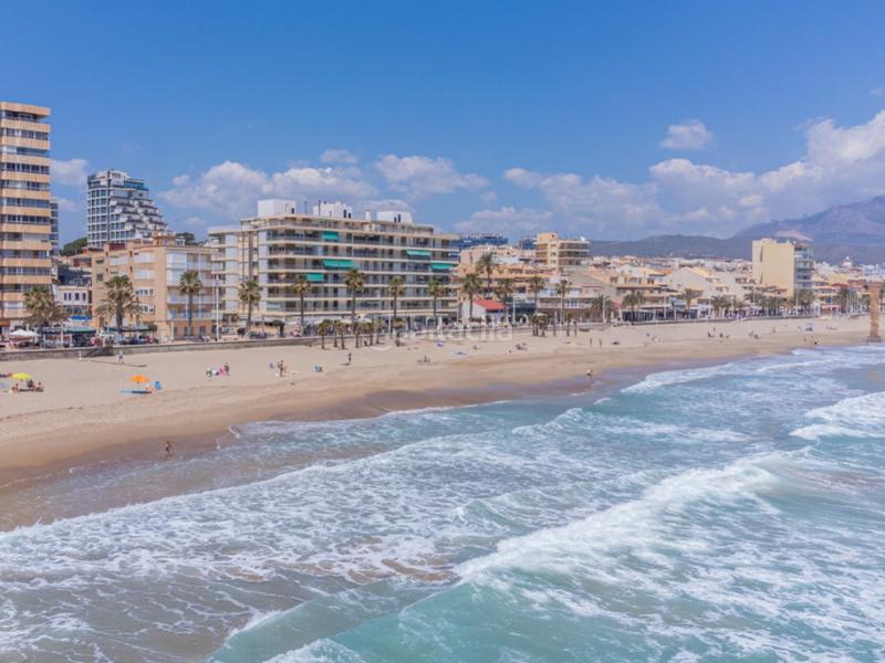 Foto 35ffc7c2-68f3-41f9-b672-e1b4ef47bc7a. Attique dans carrer sant pere 161 dans Campello Playa Campello (el)