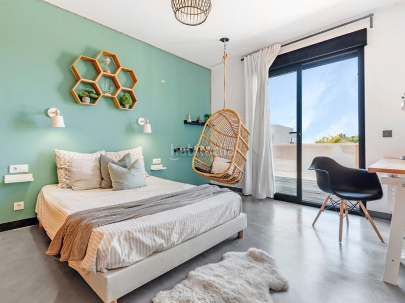 Foto 18fa8385-8acd-44c1-bd18-1673a1b2e452. Casa amb piscina a La Font-Mezquitas San Juan de Alicante