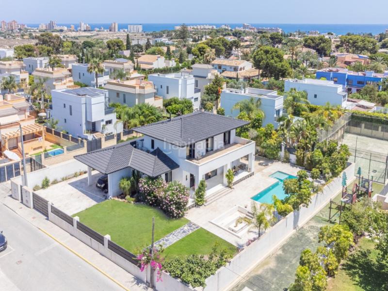 Foto 382815e3-789c-4051-b17c-9c22dc90b44b. Casa amb piscina a La Font-Mezquitas San Juan de Alicante