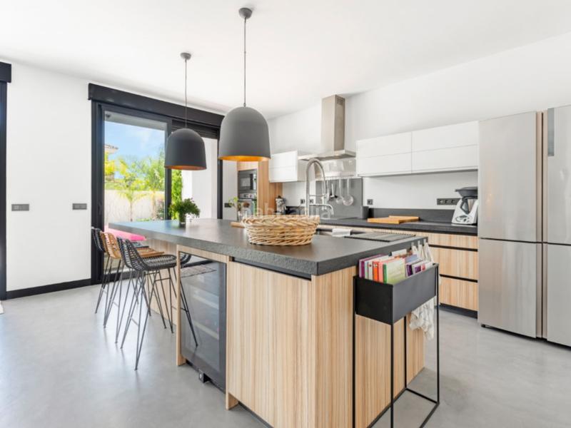 Foto 5bc66a91-9aad-42df-9163-726d5813c449. Casa amb piscina a La Font-Mezquitas San Juan de Alicante