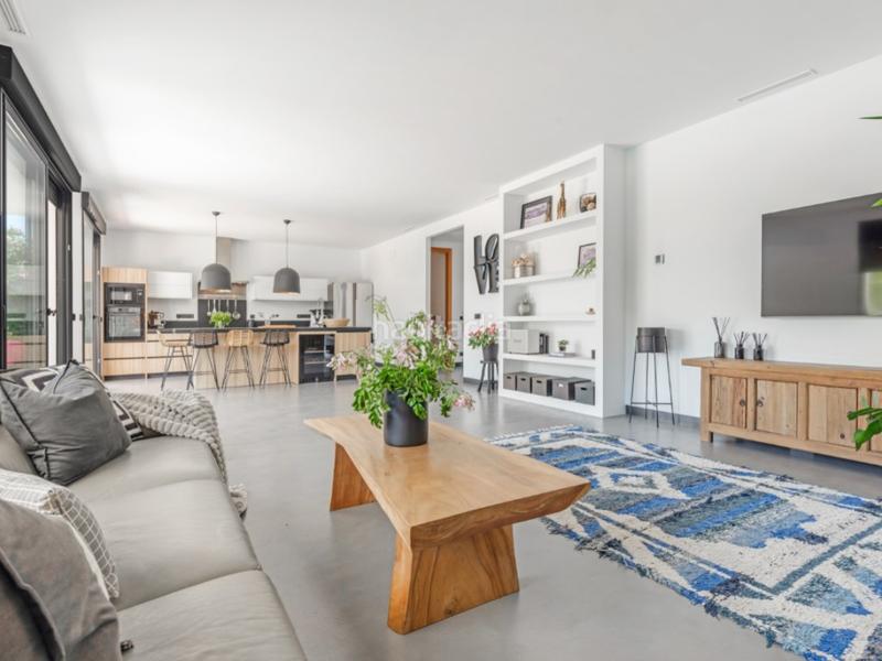 Foto 6afd23a5-38e9-42fc-840f-b1162cf1b88a. Casa amb piscina a La Font-Mezquitas San Juan de Alicante