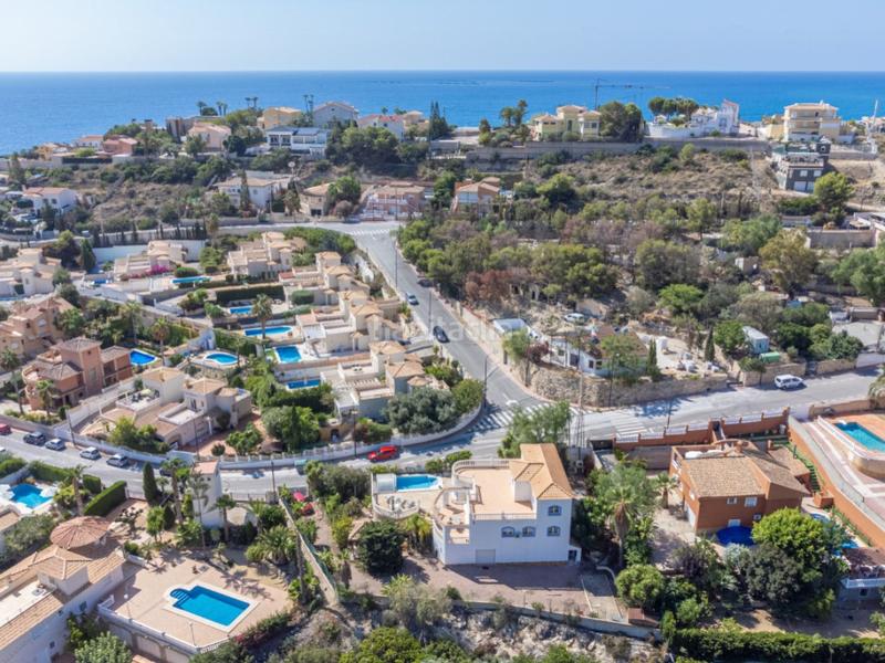 Foto 3d308e08-2935-4711-b5e6-7072e2fcaa41. Casa a calle torrevella 21 a Pueblo Acantilado-Lanuza Campello (el)