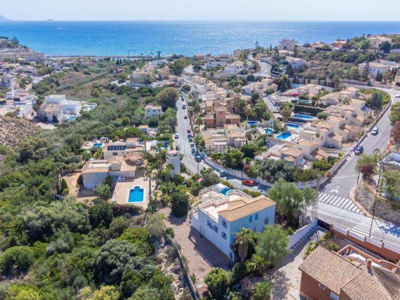 Foto 44f862b3-89ed-4aa4-84a9-4c7adae9b862. Casa a calle torrevella 21 a Pueblo Acantilado-Lanuza Campello (el)