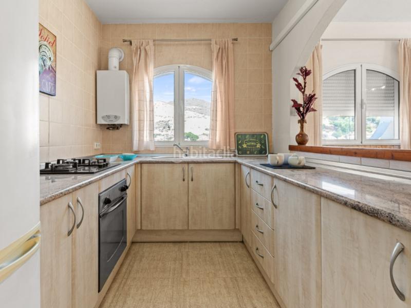 Foto 6128ce4d-0fc2-40ed-b929-7c9e3ecfdc96. Casa a calle torrevella 21 a Pueblo Acantilado-Lanuza Campello (el)