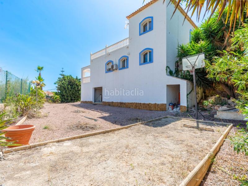 Foto 9bd71fd5-34f3-4f56-a055-48195e50d1d8. Casa a calle torrevella 21 a Pueblo Acantilado-Lanuza Campello (el)