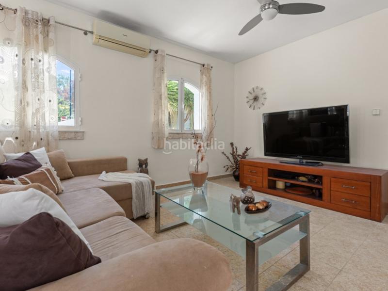 Foto cde135ac-7848-47bb-b887-ca166eb3ae56. Casa a calle torrevella 21 a Pueblo Acantilado-Lanuza Campello (el)