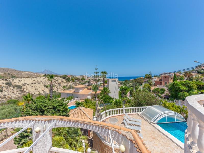 Foto e2d33e04-810d-409e-a9e5-4aed26fc9ed7. Casa a calle torrevella 21 a Pueblo Acantilado-Lanuza Campello (el)