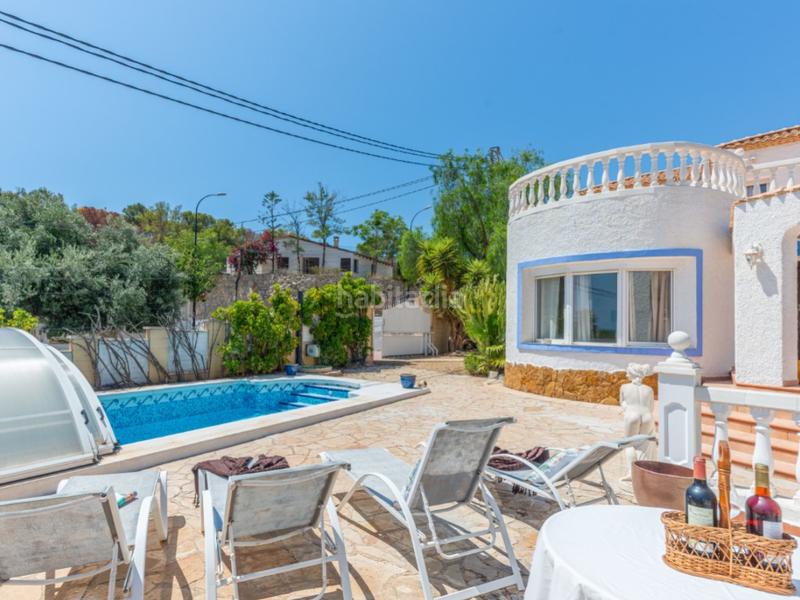 Foto fa1b5ce5-533d-408f-808d-392c0ce3a6ee. Casa a calle torrevella 21 a Pueblo Acantilado-Lanuza Campello (el)