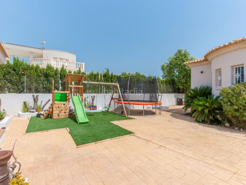 Foto a768a1f4-323e-4d7a-8208-73917408b5e4. Casa en calle oliveres-ur llano pastors 4/42 villa llano de los pastores en Busot