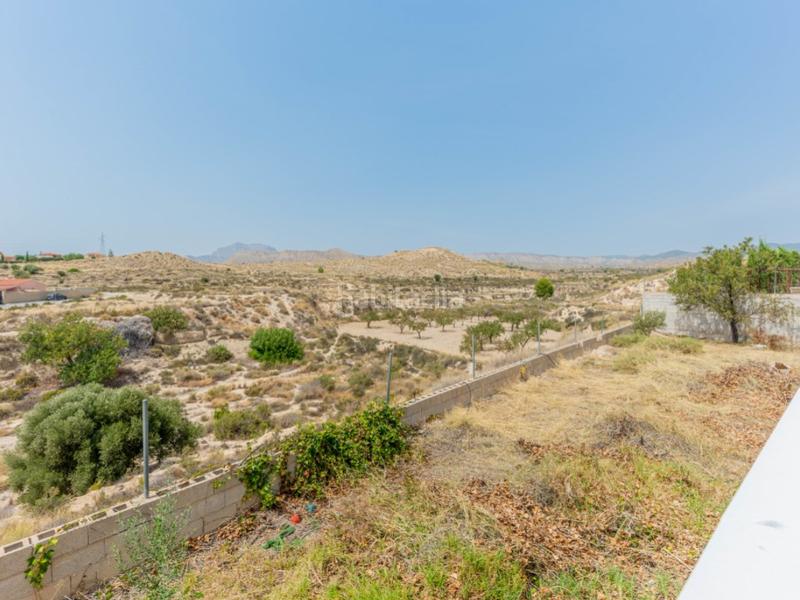 Foto e1b24a32-1379-482a-961a-59458583796c. Casa en calle oliveres-ur llano pastors 4/42 villa llano de los pastores en Busot