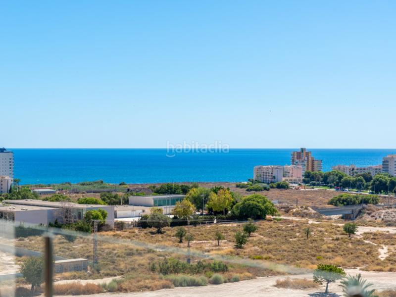 Foto 3e1a031d-8b84-4147-954d-ccb85e64bf7a. Apartament amb aparcament a Campello Pueblo Campello (el)