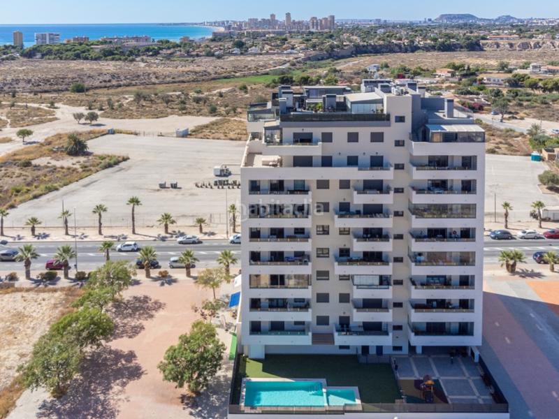 Foto 5ca5a012-7fb6-40e6-ae40-f365477179eb. Apartament amb aparcament a Campello Pueblo Campello (el)