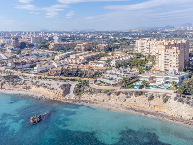 Foto e4a67836-a6cd-49eb-b56d-2a07900c95f4. Apartamento  3 habitaciones venta el campello en Campello (el)