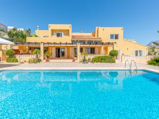 Maison  N/a. Villa de lujo con vistas panorámicas al mediterráneo en montibol
