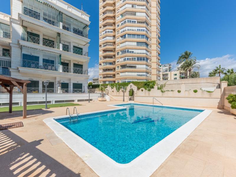 Foto eddb6c05-40f5-432a-99f0-23ad6215faea. Appartement dans calle de sant vicent dans Campello Playa Campello (el)