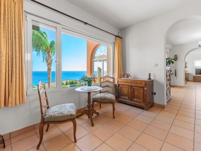 Foto f89f9e93-53f5-44f5-a3b7-2027406bcce5. Casa a calle ginebra 5 a Pueblo Español-Coveta Fumá Campello (el)