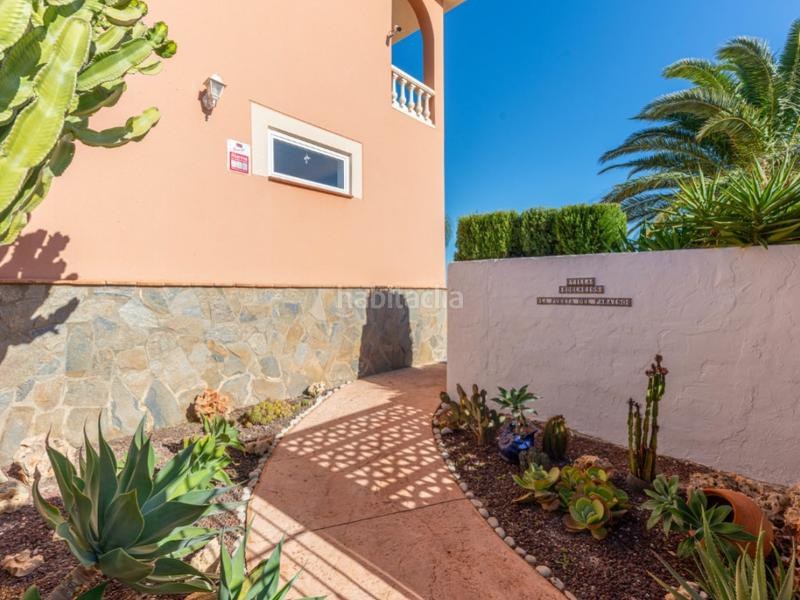 Foto ffc87242-2d4b-4a93-935c-138d2129f72d. Casa a calle ginebra 5 a Pueblo Español-Coveta Fumá Campello (el)