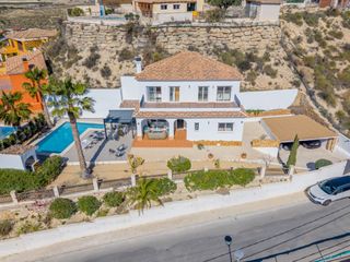 Haus in Calle xaloc-ur llano pastores 2-h. Villa xaloc