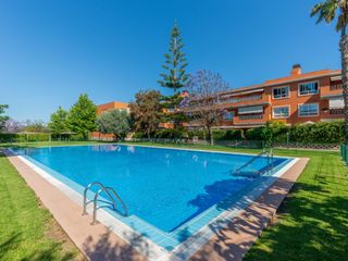 Appartement à Calle vicente rocamora ontenien 1. Los arrayanes, alicante  apartamento exclusivo en un entorno pri