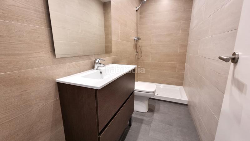 Foto 66ea8818-5043-493a-ac17-2b8b3d5bb088. Casa  amb badiu en Centre Badalona