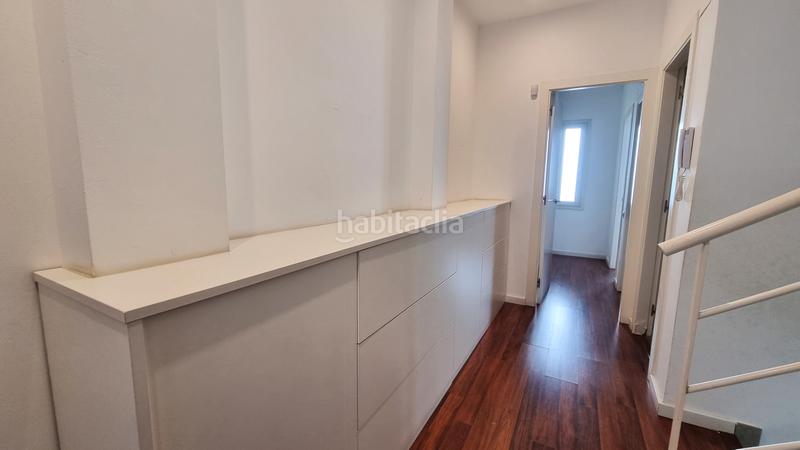 Foto ba603555-7a8a-43ef-96ce-e7cba8122d7a. Casa  amb badiu en Centre Badalona