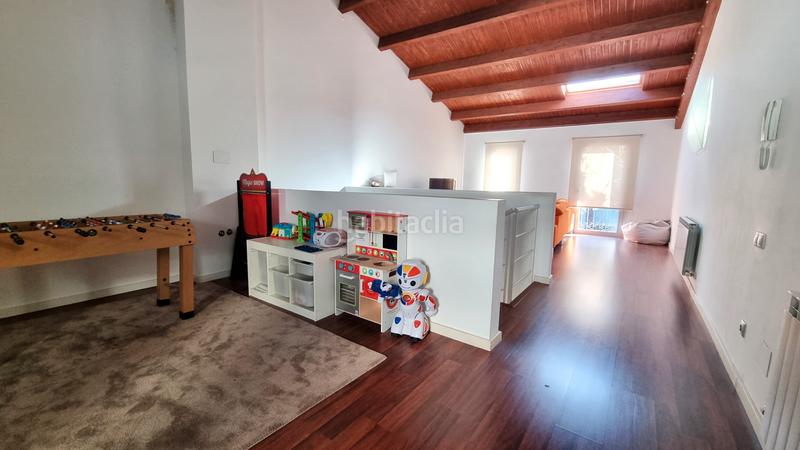 Foto df36e50a-cc60-452a-9824-6211b3dcb037. Casa  amb badiu en Centre Badalona