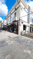 difice dans Carrer de mar 111. Edifici amb 2 locals i un habitatge