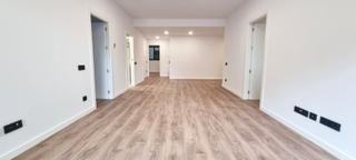 Location Appartement  Avinguda de martí pujol. Pis d'obra nova de lloguer