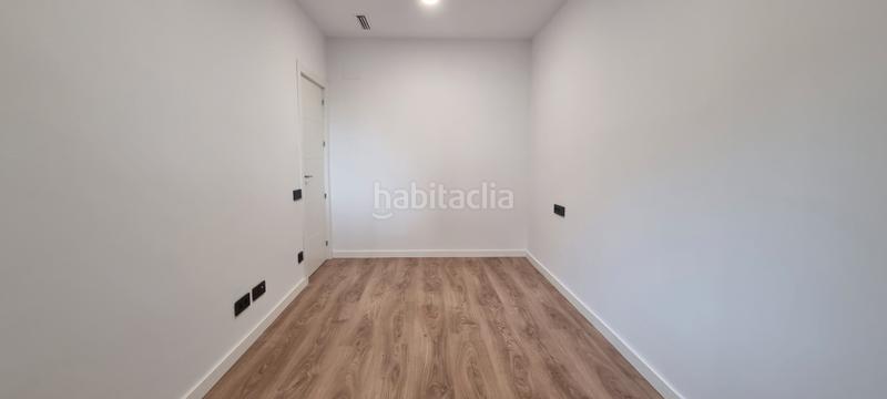 Foto 0f6a6615-e134-4b6c-89a2-70a659f89c92. Rent flat with heating in Centre Badalona