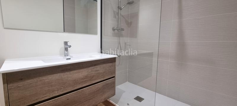 Foto a54807c5-c62c-4fb2-a391-13b4cc1ee8a0. Lloguer pis a Casagemes Badalona