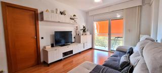 Appartamento  Carrer d'eduard marquina. Pis per entrar a viure