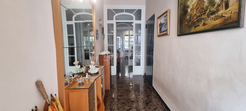 Foto dd2e0d4a-355d-4706-96db-4c5d0aeb0a35. Casa amb calefacció aparcament a Centre Badalona