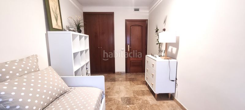 Foto 824e6cd1-72ad-4c0f-84c9-a9b8d34e9cbc. Casa amb xemeneia calefacció aparcament a Centre Badalona