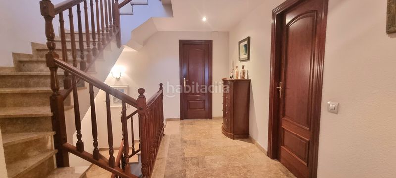 Foto a7a70070-db62-4ed8-abbb-494775eb28e4. Casa amb xemeneia calefacció aparcament a Centre Badalona