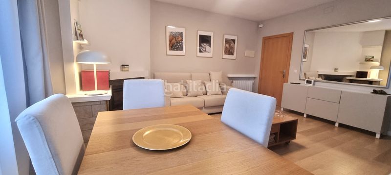 Foto feba0feb-7945-42f7-9774-5cf3d8b5b602. Etagenwohnung mit kamin heizung pool in Mas Ram Badalona