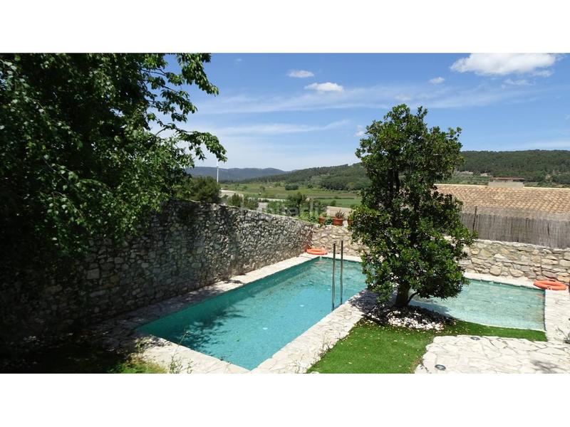 Foto efef6b5f-e95e-4349-99fd-9af2ad5c3066. Lloguer pis amb calefacció piscina a Llacuna (La)