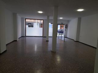 Lloguer Local Comercial a Las Cruces. Local comercial diafano en alquiler
