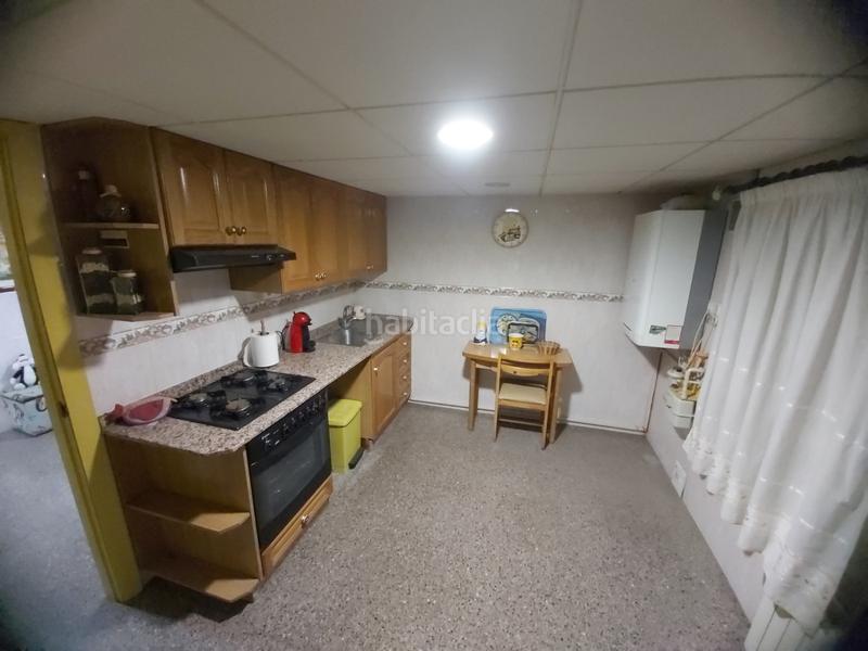 Foto b31dddeb-c511-4c3e-a634-b9a5f3b3c67b. Business premise in La Paz Villena