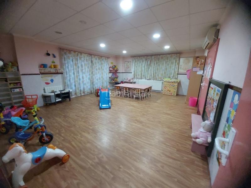 Foto c4a52d2c-292a-416c-b3f6-45f3572a3319. Business premise in La Paz Villena