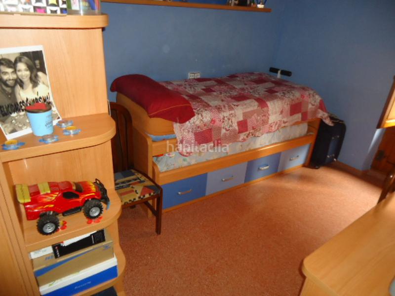 Foto f60e5d15-5823-48cc-8c4e-77959a419c7d. Casa in El Rabal Villena