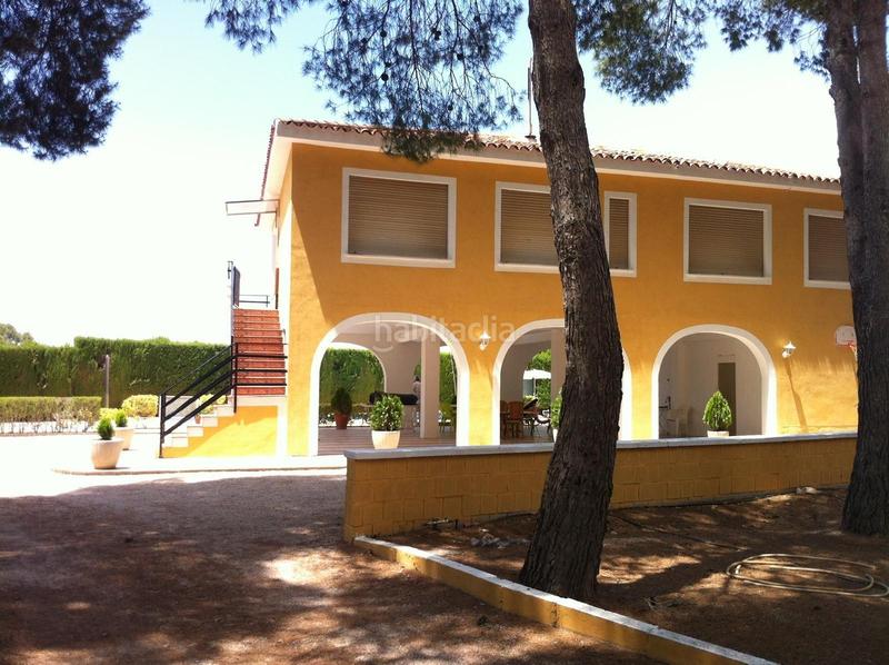 Foto f1c148b9-eb49-43be-8c34-2e5450467e40. Chalet avec piscine dans Las Cruces Villena