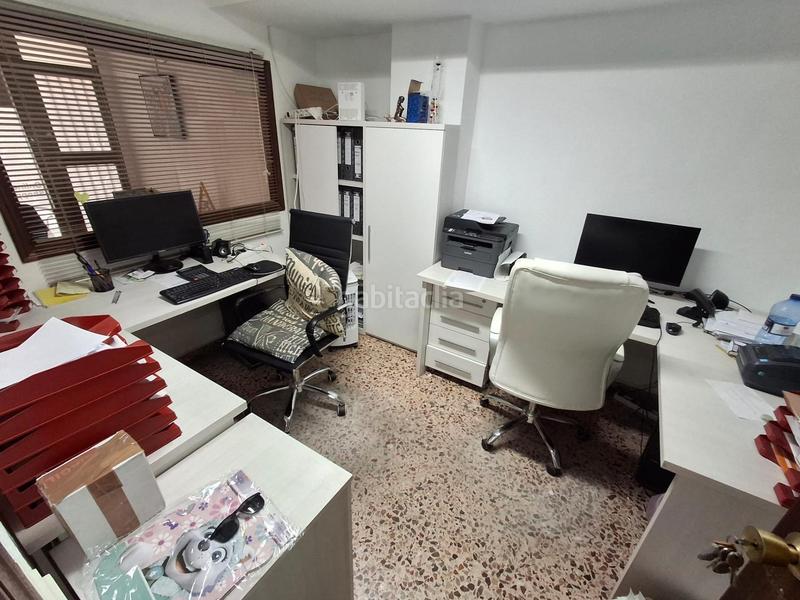 Foto 9f9a0b20-c92d-4ab0-8193-e7f349be7ff3. Local comercial vende o alquila local comercial en Villena