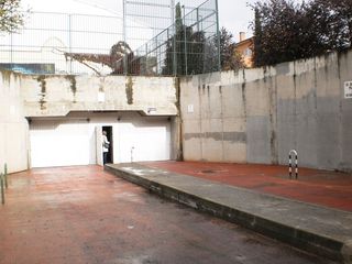 Miete Autoparkplatz in Calle de pradillo 23. Garaje en pradillo/marcenado