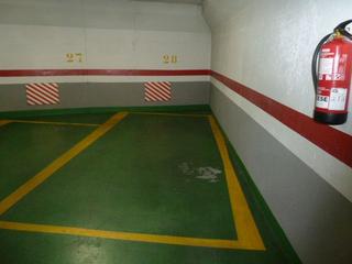 Lloguer Aparcament cotxe a Calle de torija 6