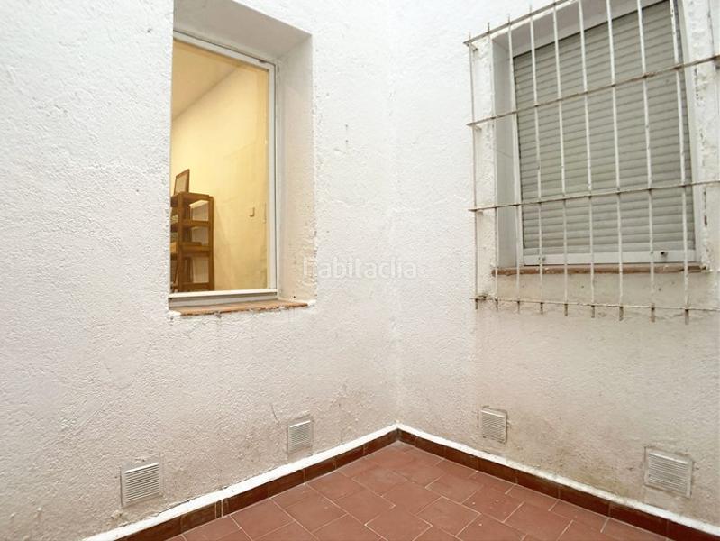 Foto d7c35593-368d-4d74-a92c-cdd90e804f89. Alquiler estudio en Argüelles Madrid