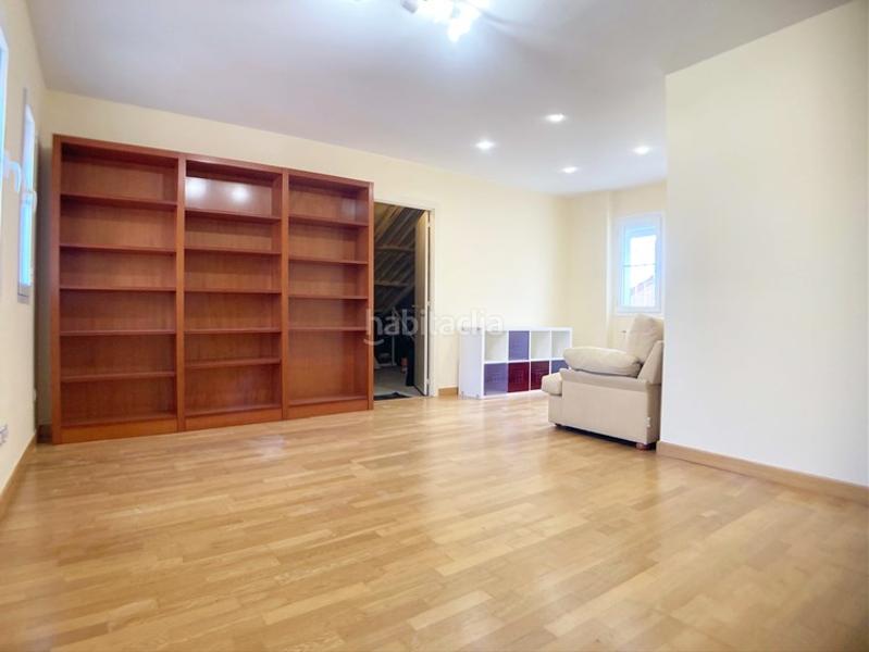 Foto 419ba9cd-5812-4fef-b7d6-01c0318aee6c. Rent chalet with heating parking in Miramadrid Paracuellos de Jarama