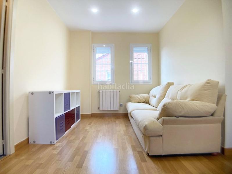 Foto 9d0c0894-b1f8-491b-9ee5-17e58e19236c. Rent chalet with heating parking in Miramadrid Paracuellos de Jarama