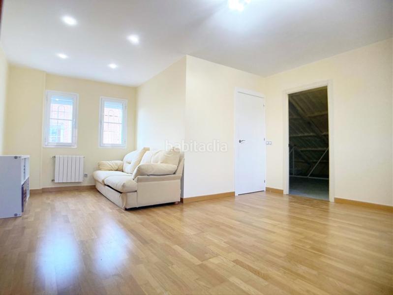 Foto bb48290b-b5ad-4e24-98dd-4101abacfb00. Lloguer xalet amb calefacció aparcament a Miramadrid Paracuellos de Jarama