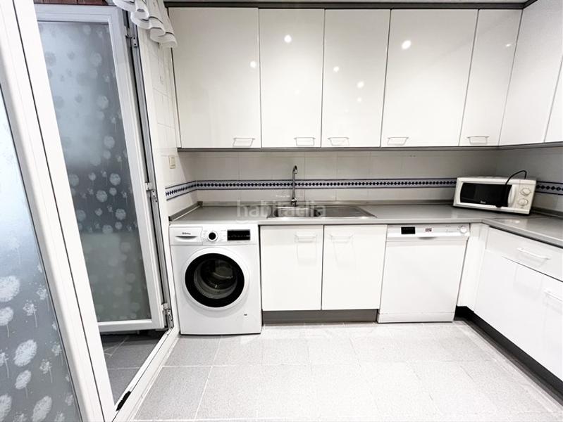 Foto 05597280-8996-4f86-8ce1-38fcd86bc574. Rent flat with heating parking pool in Marroquina Madrid